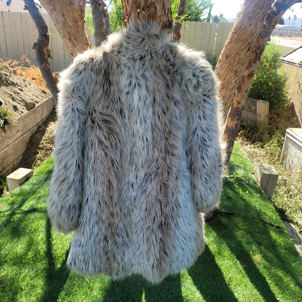 Vintage Faux Fur Coat Made by Outerlayers - Picture 2 of 6